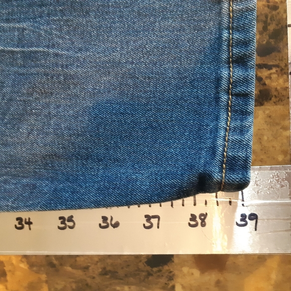 Reitman's Size 18 Plus Reg Jeans - Picture 7 of 8